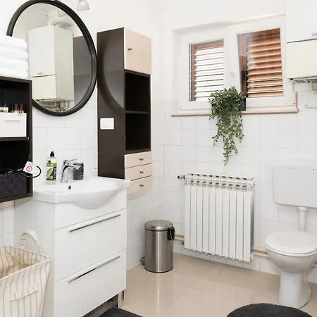 アパート Spacious 2 Bedroom With Balcony - Happy *