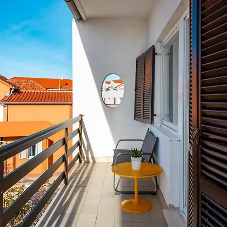 アパート Spacious 2 Bedroom With Balcony - Happy *